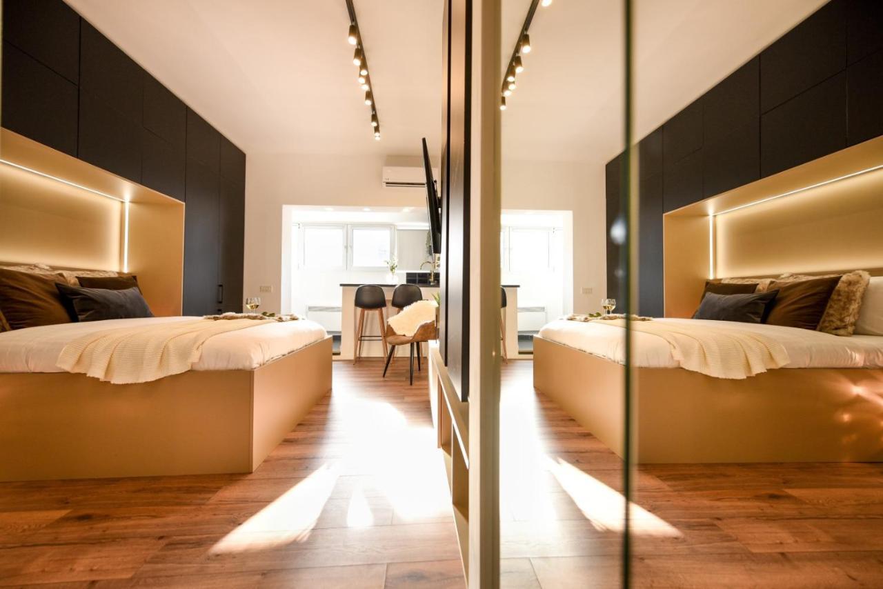 Calea Victoriei Modern Studio - Escape In The City Center Bucarest Esterno foto