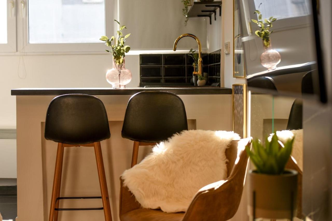Calea Victoriei Modern Studio - Escape In The City Center Bucarest Esterno foto